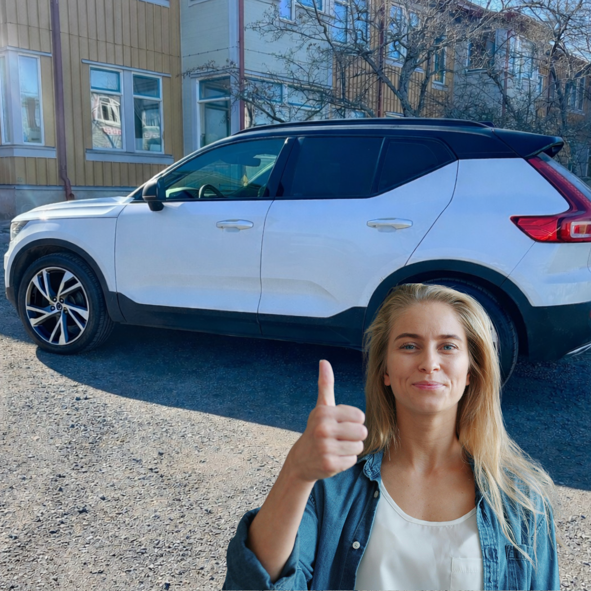 Josefin framför sin Volvo XC40